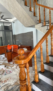 CẦU THANG GỖ NGUYỄN THẮNG BÌNH DƯƠNG
