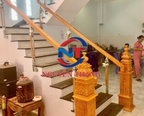 Cầu thang gỗ vuông trụ khối Cầu thang gỗ vuông trụ khối