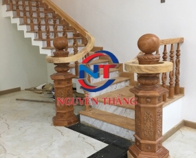 Cầu thang gỗ Cầu thang gỗ