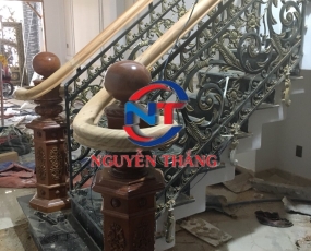 Cầu thang gỗ chuyên nghiệp Cầu thang gỗ chuyên nghiệp