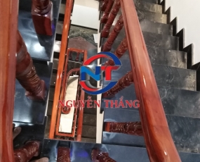 Cầu thang gỗ xoắn Cầu thang gỗ xoắn