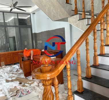 Cầu thang gỗ Bình Dương Mẫu 2